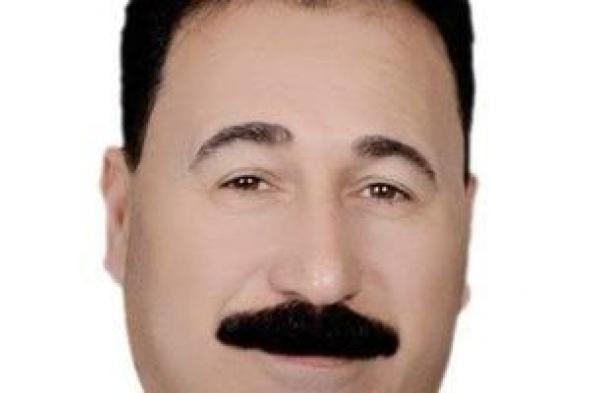 ممدوح
العيادي
يفوز
بمنصب
نقيب
المحامين
بشمال
سيناء