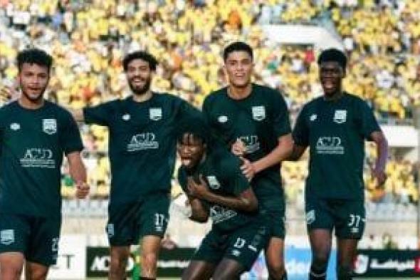 زد
يصطدم
بكهرباء
الإسماعيلية
لحسم
بطاقة
التأهل
في
كأس
عاصمة
مصر