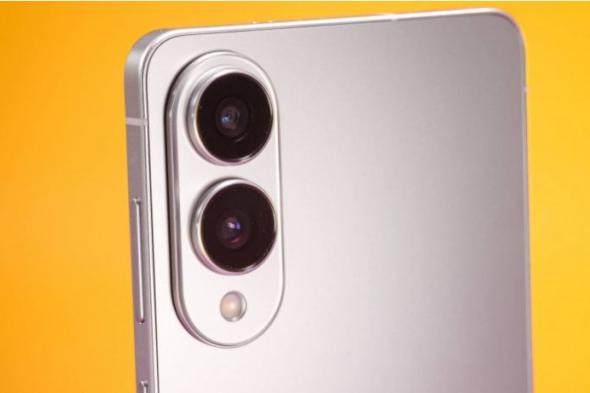 سامسونج
تؤكد
رسميًا:
لا
وجود
لـ
Galaxy
S26
Edge
وGalaxy
S26
Pro
في
سلسلة
S26