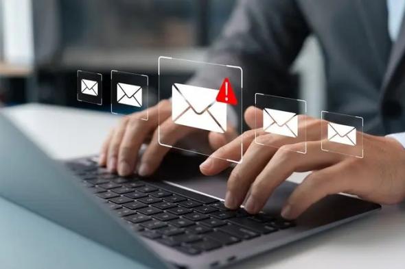 منصة
وهمية
تهز
الجزائر..
آلاف
الضحايا
في
فخ
استثمار