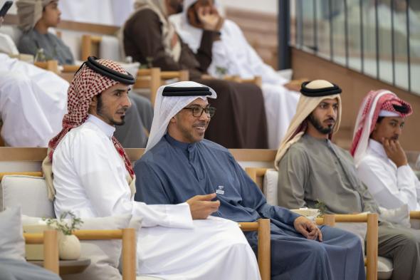 منصور بن زايد يستقبل جاسم بن حمد آل ثاني ويشهدان جانباً من منافسات جولة الجياد العربية - أبوظبي