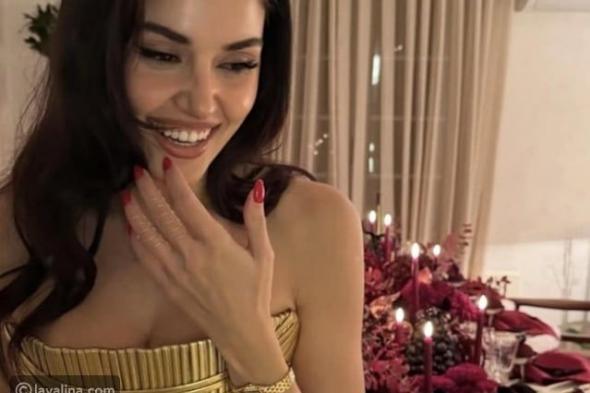 ساعة هاندا أرتشيل تشعل الجدل: إطلالة تتحول إلى حديث السوشيال ميديا