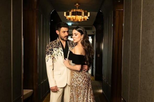 إطلالة لافتة لسارة أبي كنعان وزوجها وسام فارس في Joy Awards