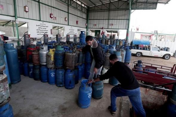 الهيئة
العامة
للبترول:
توريد
550
طنًا
من
الغاز
اليوم