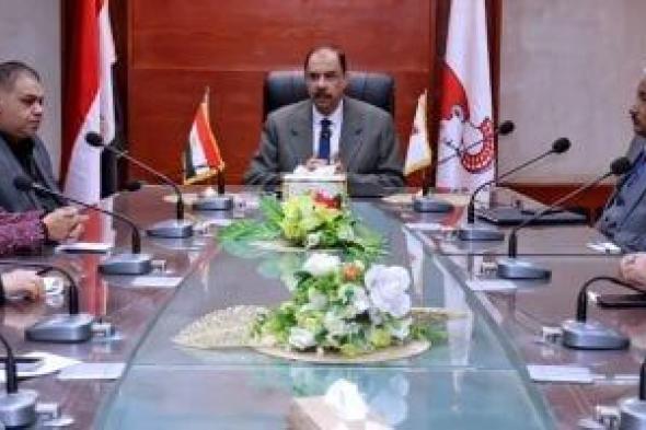 وكيل
وزارة
الأوقاف
بسوهاج
يشارك
في
اجتماع
اللجنة
الدائمة
لمناهضة
العنف
ضد
المرأة