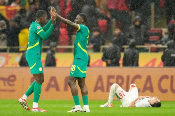 صحف
      إسبانيا:
      السنغال
      تحطم
      آمال
      المغرب
      في
      نهائي
      سينمائي
      لأمم
      إفريقيا