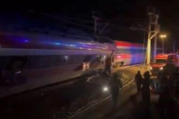 ارتفاع
عدد
ضحايا
تصادم
قطارين
فى
إسبانيا
إلى
21
قتيلا..
فيديو