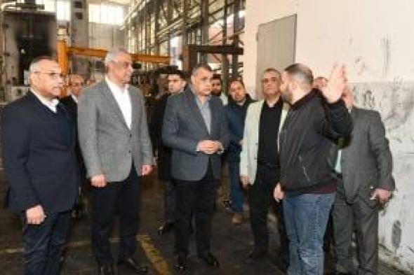 وزير
الإنتاج
الحربى
يتفقد
خطوط
الإنتاج
بشركة
حلوان
للصناعات
الهندسية