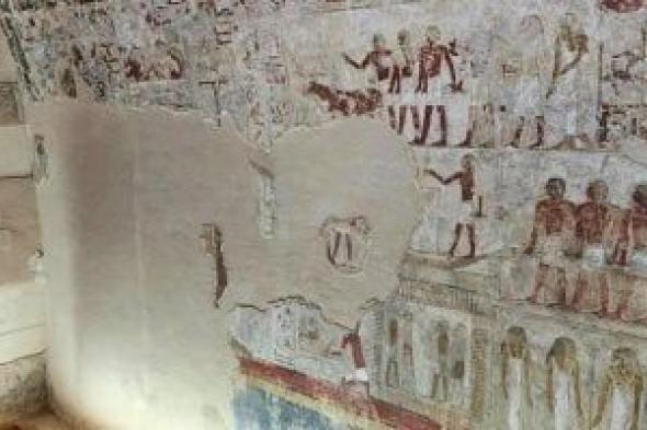 نقوش
وألوان
تعود
لـ1500
سنة
قبل
الميلاد
ترصدها
مقبرة
طيبة
تيبانا
39
بالأقصر