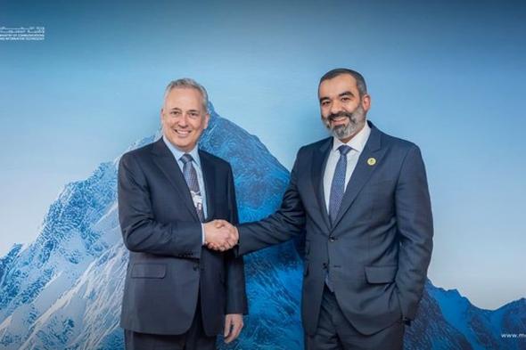 السواحه
    يبحث
    تعزيز
    الشراكة
    مع
    كبير
    مستشاري
    البيت
    الأبيض
    للذكاء
    الاصطناعي 