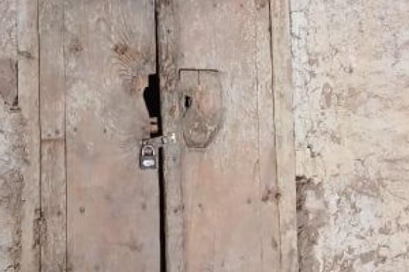 مصابيح
الجاز
وطاقة
الطين..
حكايات
بيوت
زمان
فى
قنا..
صور