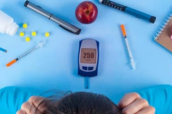 المدينة
    الطبية
    الجامعية
    توجه
    إرشادات
    لمرضى
    السكري
    خلال
    فصل
    الشتاء