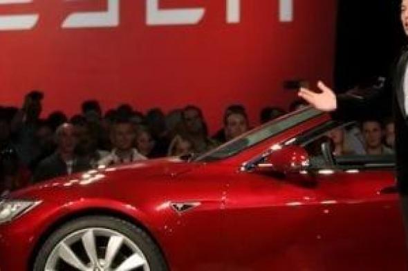 إيلون
ماسك
يؤكد
قدرة
سيارات
تسلا
على
القيادة
الذاتية
الكاملة
دون
إشراف