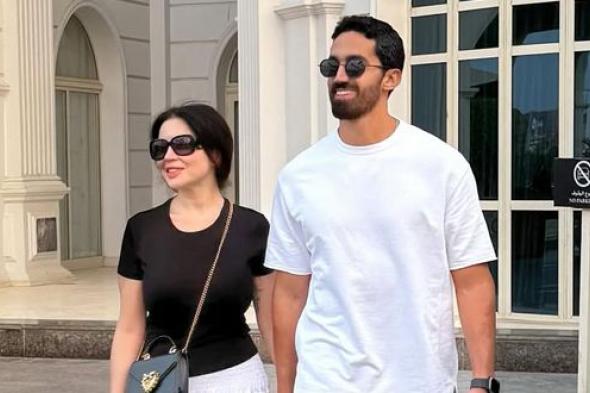 رومانسية
خاصة
في
عيد
ميلاد
مي
عز
الدين
ورسالة
مؤثرة
من
زوجها