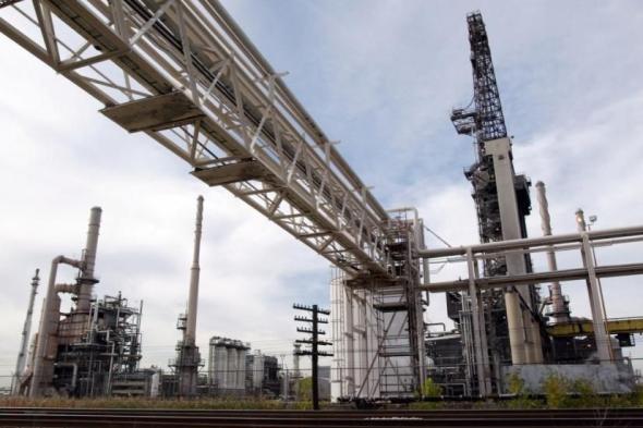 النفط
      يرتفع..
      وبرنت
      مجدداً
      فوق
      65
      دولاراً 