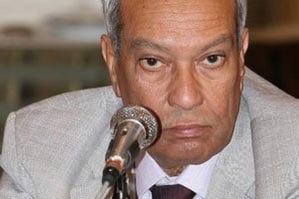 محمد
صفاء
عامر..
موهوب
ترك
القضاء
وتربع
على
عرش
دراما
الصعيد..
ذكرى
ميلاده