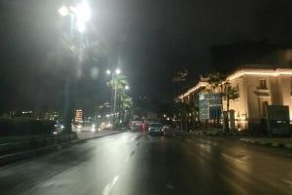 سقوط
أمطار
متفاوتة
الشدة
على
مناطق
متفرقة
بالقاهرة
والجيزة