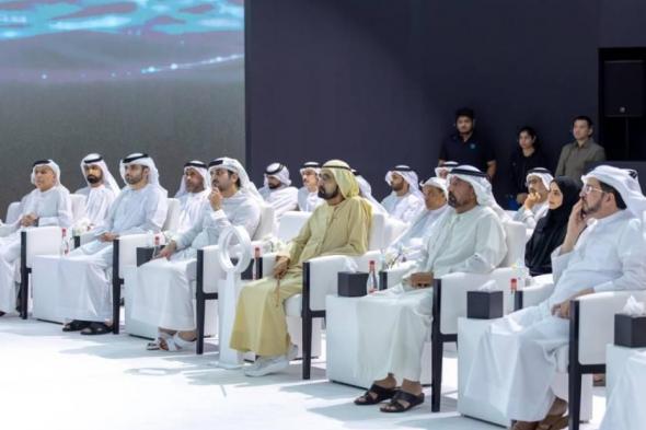 محمد
      بن
      راشد
      يطلق
      «District
      IO»
      لاقتصاد
      الذكاء
      الاصطناعي
      والتقنيات
      التحولية