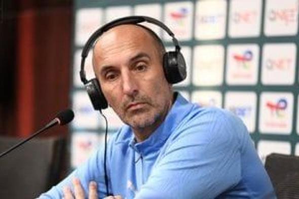 يورتشيتش
والشناوى
يحضران
المؤتمر
الصحفى
لمباراة
نهضة
بركان