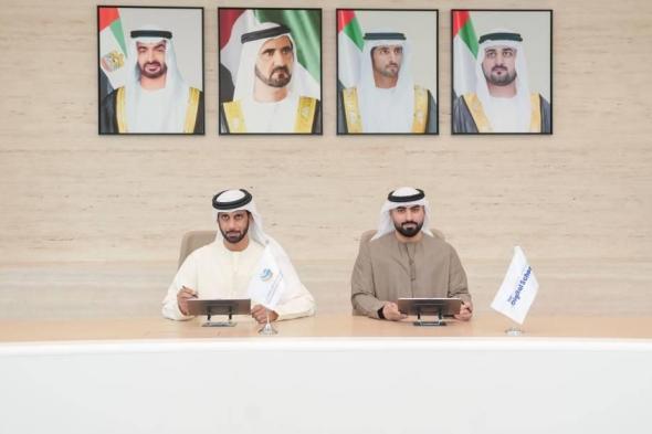 «الموانئ
      والجمارك»
      و«المدرسة
      الرقمية»
      يدعمان
      «التعليم
      الرقمي»
      عالمياً
      بشراكة