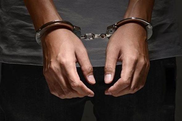 عرض
      قاصر
      ضحية
      الاعتداء
      من
      نجل
      عمتها
      على
      الطب
      الشرعي