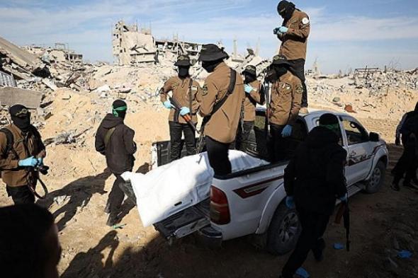 صحيفة:
عراقيل
تواجه
إمكانية
"خروج
آمن"
لبعض
قيادات
حماس
من
غزة