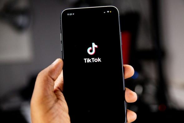 تيك
توك
تنهي
صفقة
مع
مستثمرين
أمريكيين
وتصبح
مملوكة
أغلبها
للكيانات
الأمريكية