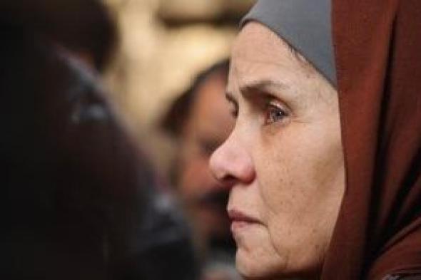 ديانا
رحمة
تجسد
شخصية
أم
جنين
فى
مسلسل
صحاب
الأرض
بعد
مشاركتها
فى
مليحة