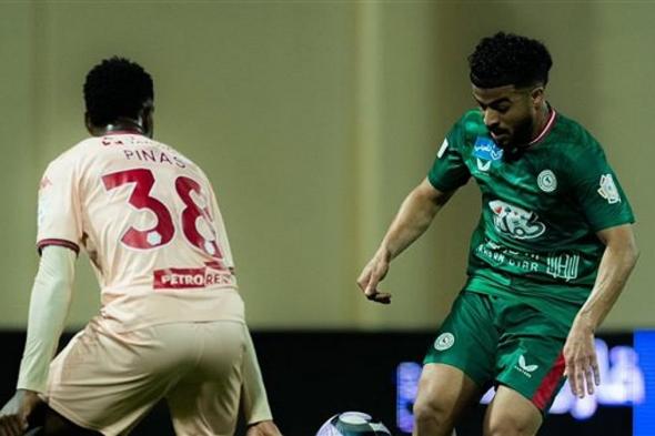 بثنائية
    «الغنام»..
    الاتفاق
    يتخطى
    الخلود
    في
    «دوري
    روشن»