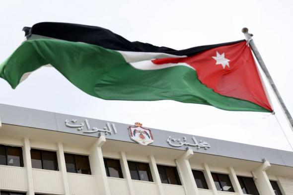 شات
جي
بي
تي
يواصل
إبهار
المستخدمين
بصور
صيحة
"كيف
كنت
أُعاملك"