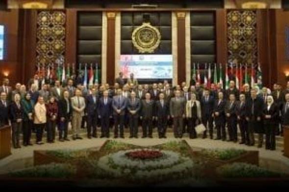 وفد
النيابة
الإدارية
يشارك
في
مؤتمر
سلامة
البيئة
البحرية