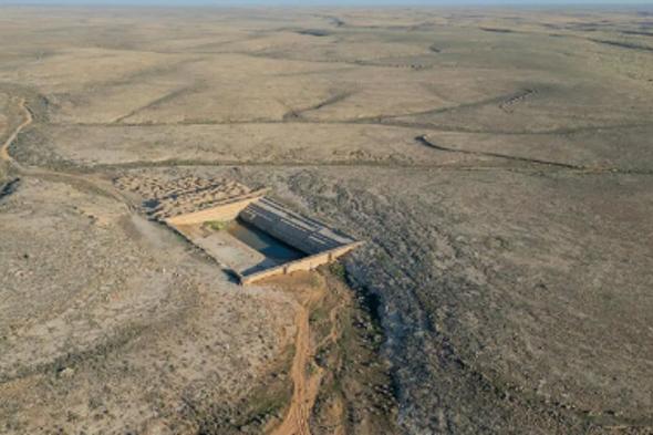 بركة
    «العشار»..
    شاهد
    معماري
    مهيب
    على
    درب
    زبيدة