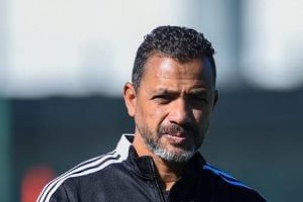 سامي
قمصان
يستكشف
البنك
الأهلي
بالفيديو
قبل
مواجهة
الدوري