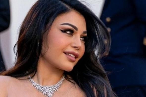 فيديو
هيفاء
وهبي
الأصلي
كامل
–
حقيقة
فضيحة
هيفاء
وهبي