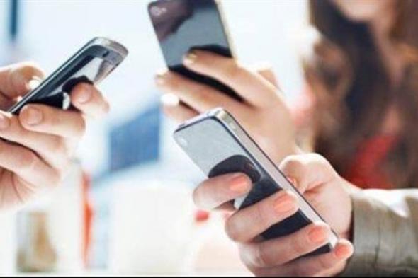 شعبة
      المحمول:
      الرسوم
      المرتفعة
      وراء
      فجوة
      أسعار
      الهواتف
      بين
      مصر
      والخارج