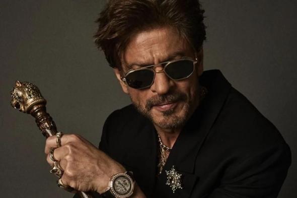 شاروخان
      يتسلم
      جائزة
      «أيقونة
      الأسلوب
      العالمية»
      في
      جوائز
      دبي
      مول
      العالمية
      للأزياء