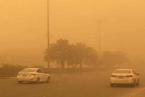 «الأرصاد»
    استمرار
    العوالق
    الترابية
    على
    منطقة
    نجران