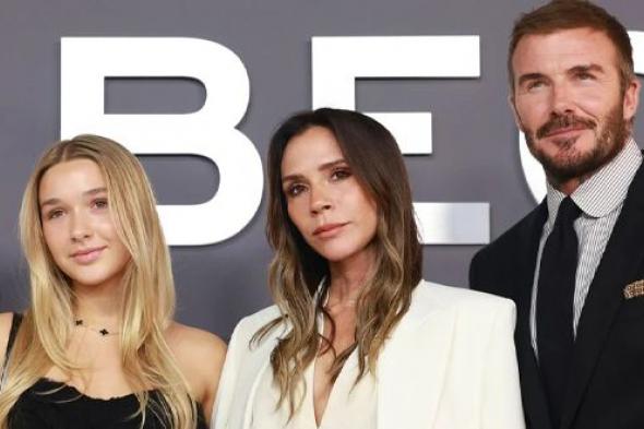 هاربر
بيكهام
تكسر
صمتها
برسالة
غير
مباشرة
وسط
أزمة
العائلة