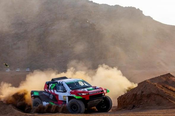 يزيد
    الراجحي
    يسجل
    الزمن
    الأسرع
    في
    المرحلة
    الاستعراضية
    لرالي
    باها
    حائل
    تويوتا
    الدولي
    2026