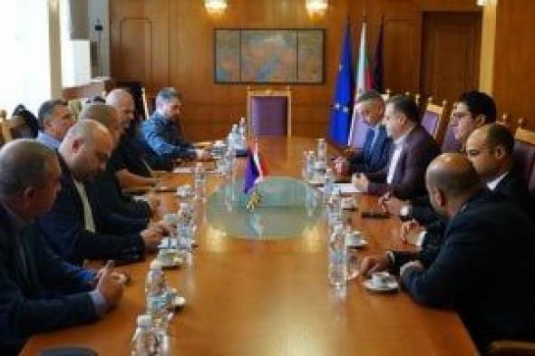 تعزيز
التعاون
بين
محافظة
الدقهلية
ومدينة
فيليكو
تارنوفو
البلغارية