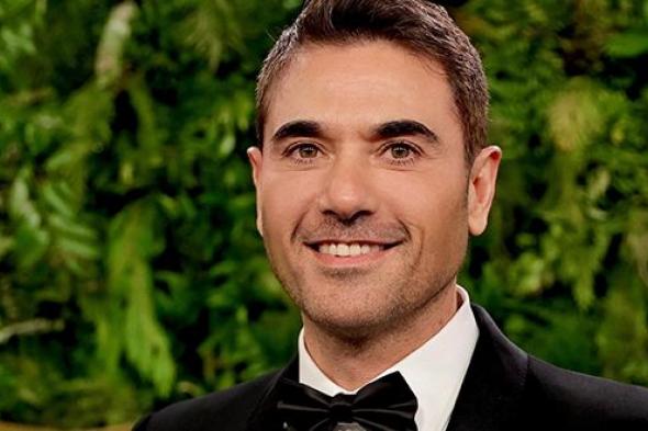 حقيقة
زواج
أحمد
عز
من
مديرة
أعماله..
مصدر
مقرّب
يحسم
الجدل