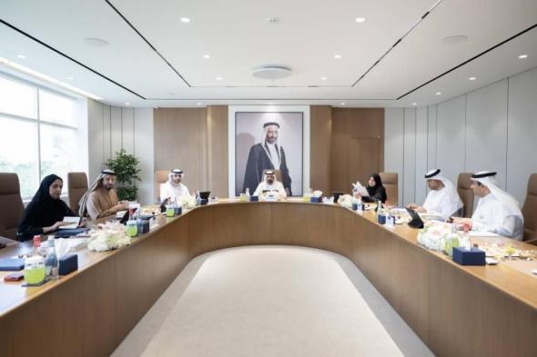 أحمد
      بن
      سعيد:
      نمضي
      بثقة
      نحو
      منظومة
      صحية
      تعزّز
      جودة
      الحياة