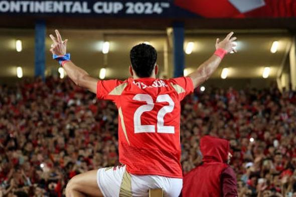 «النادي
      لا
      يقف
      على
      أحد»..
      هاني
      رمزي
      يفتح
      النار
      على
      إمام
      عاشور
      ويطالب
      الأهلي
      بقرار
      تاريخي