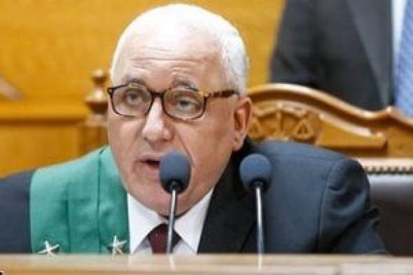 نظر
محاكمة
70
متهما
بخلية
اللجان
النوعية..
غدا