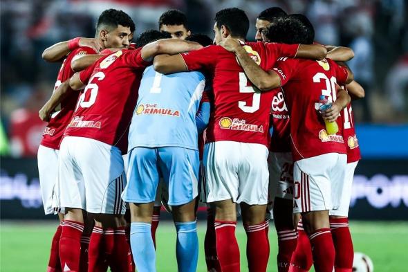 لاعب
      الأهلي
      السابق
      يُعلن
      اعتزال
      كرة
      القدم
      نهائيًا