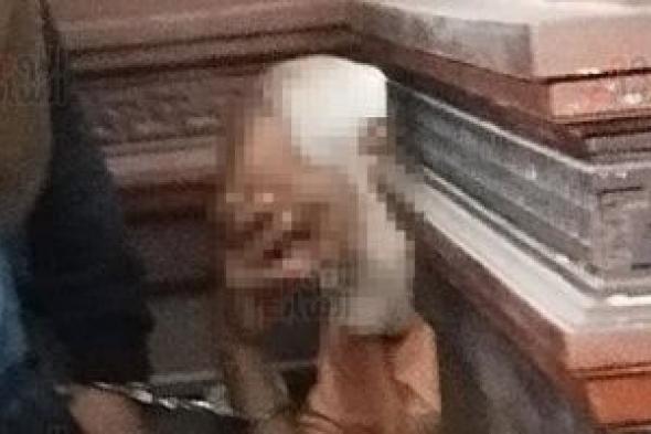 جلسة
النطق
بالحكم
على
المتهم
بالتعدى
على
طلاب
مدرسة
دولية
بالإسكندرية
اليوم