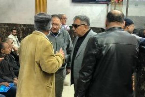 محافظ
الدقهلية
يوجه
بسرعة
الرد
على
استفسارات
المواطنين
وشكواهم