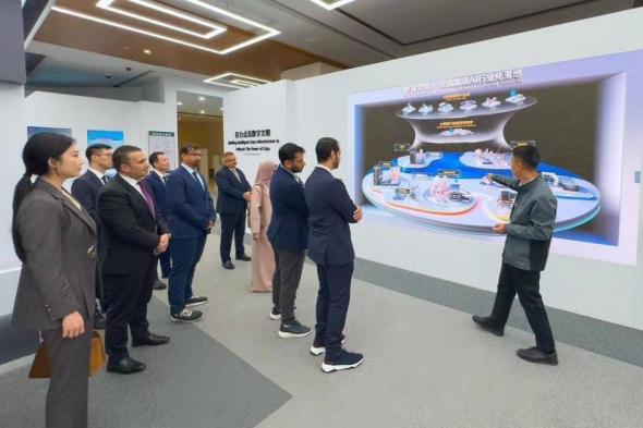 «إعلامي
      حكومة
      عجمان»
      يطلع
      على
      أحدث
      التقنيات
      في
      «هواوي»