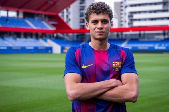 برشلونة
      يعلن
      رسمياً
      ضم
      الشاب
      المصري
      حمزة
      عبدالكريم