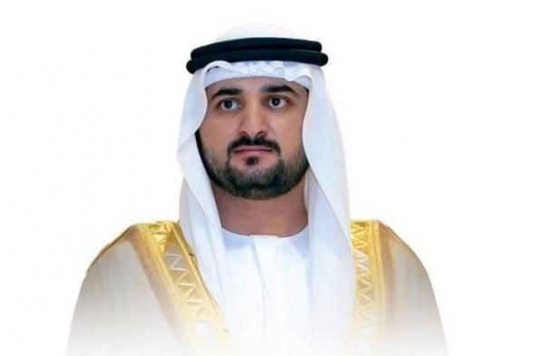 مكتوم
      بن
      محمد
      يهنئ
      محمد
      القرقاوي
      بـ«وسام
      الاتحاد»:
      مسيرة
      إخلاص
      في
      خدمة
      الإمارات